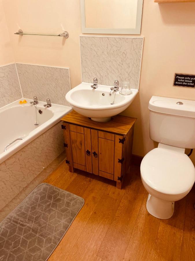 Grey Stag Apartment Неърн Екстериор снимка