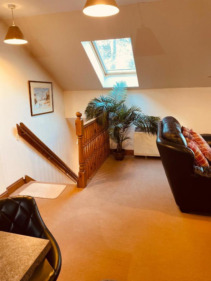 Grey Stag Apartment Неърн Екстериор снимка