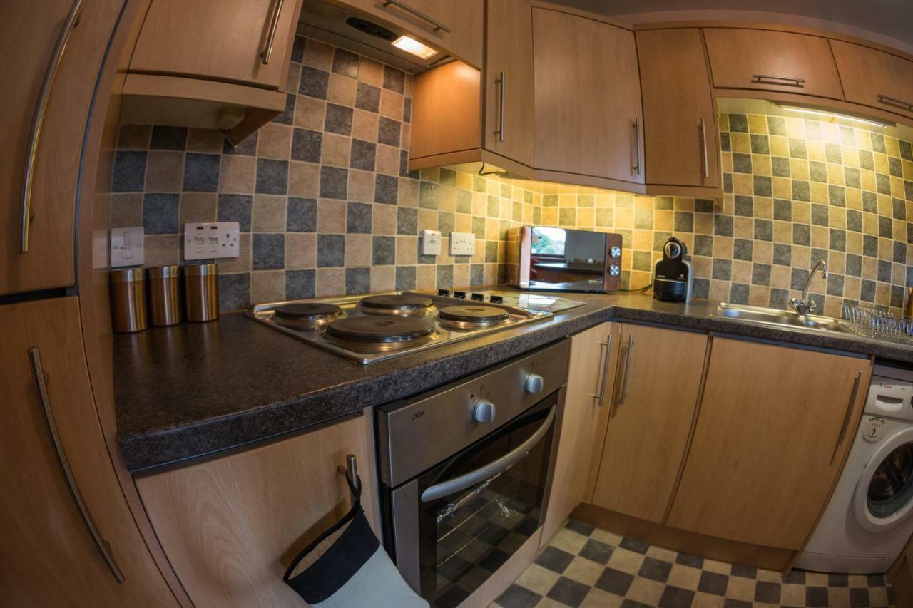 Grey Stag Apartment Неърн Екстериор снимка